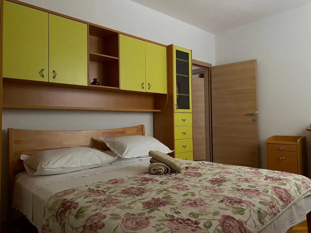 Apartman Nives Apartment Trogir